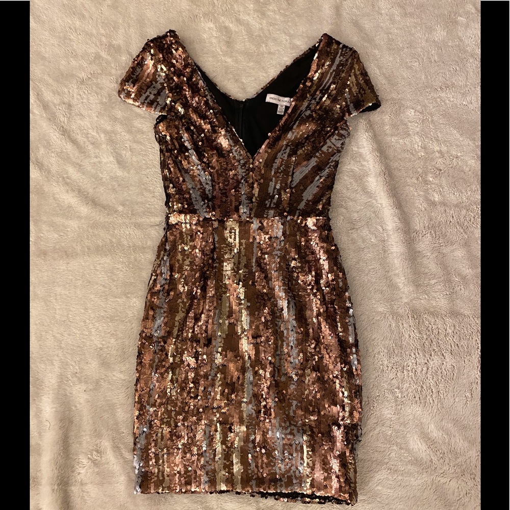 NWOT Dress the Population Metallic Sequin Dress
